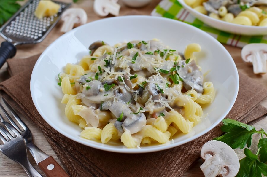 Mushroom Stroganoff