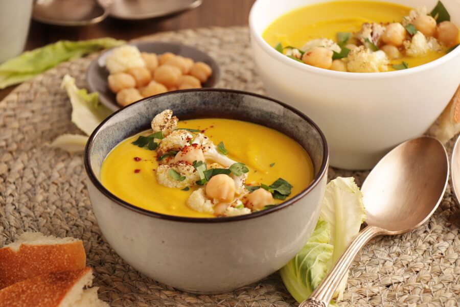 One Pot Turmeric Cauliflower Soup-Vegan Turmeric Cauliflower Soup-Easy One Pot Vegan Turmeric Cauliflower Soup