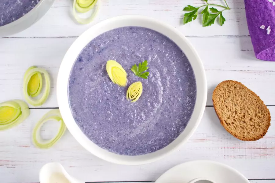 Red Cabbage Soup