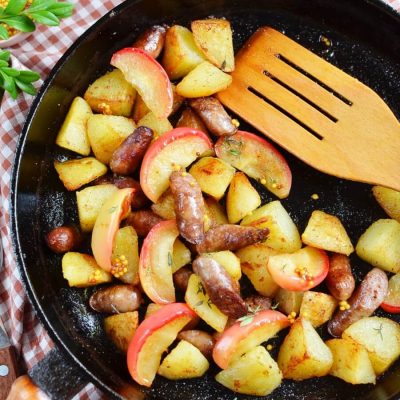 Sausage, Mustard & Apple Hash Recipe-How To Make Sausage, Mustard & Apple Hash-Delicious Sausage, Mustard & Apple Hash