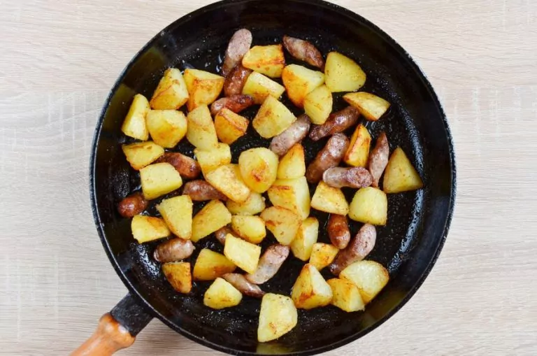 Step 4 - Sausage, Mustard & Apple Hash