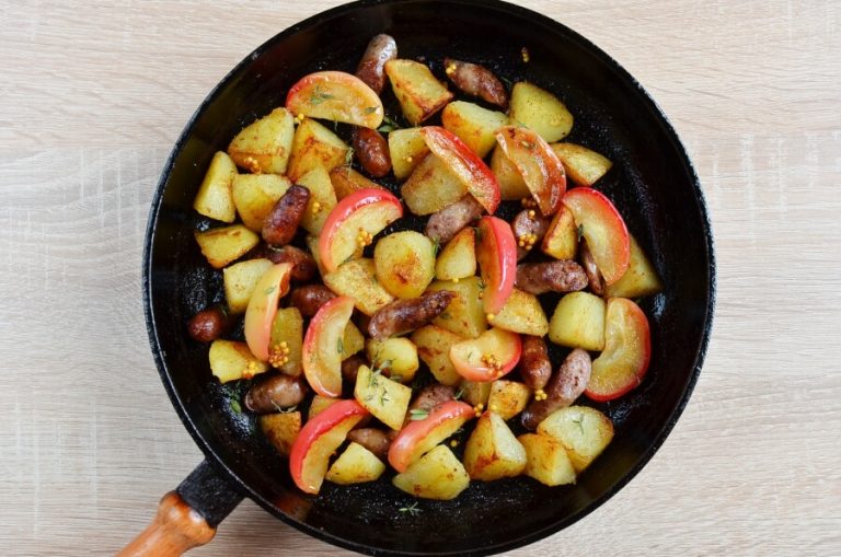 Step 5 - Sausage, Mustard & Apple Hash