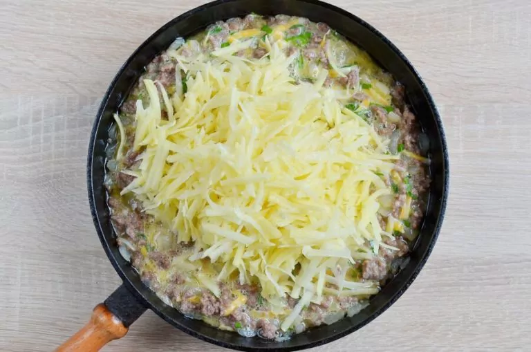 Step 4 - Sausage, Potato and Egg Skillet