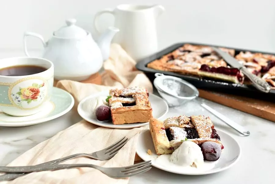 Sheet Pan Cherry Pie