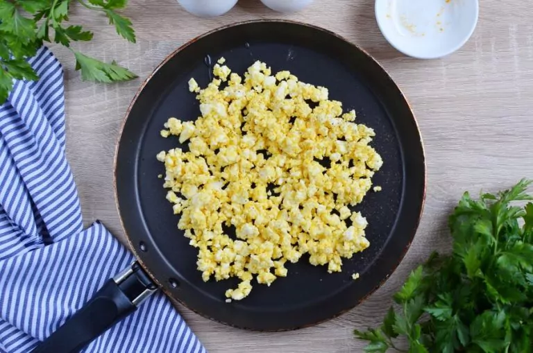 Step 3 - Simple Vegan Scrambled Eggs