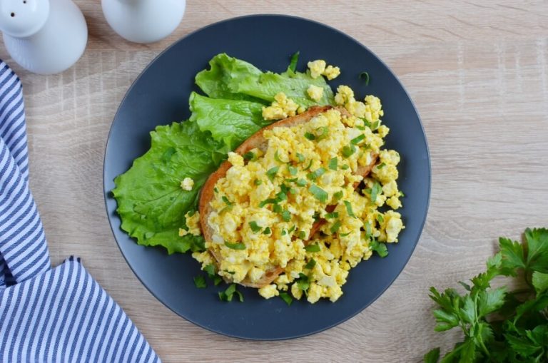 Step 4 - Simple Vegan Scrambled Eggs