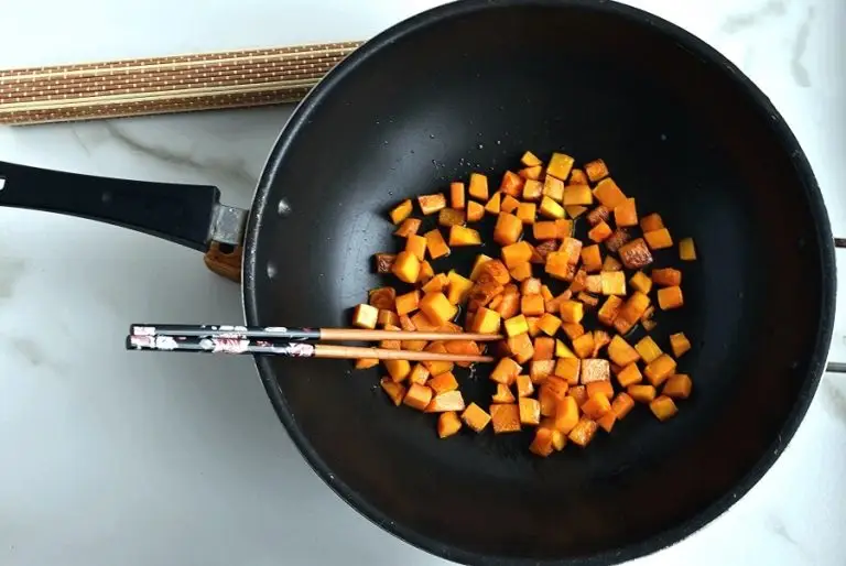 Step 4 - Stir-Fried Tofu, Red Cabbage and Winter Squash
