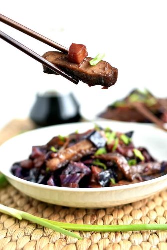 Stir-Fried Tofu, Red Cabbage and Winter Squash