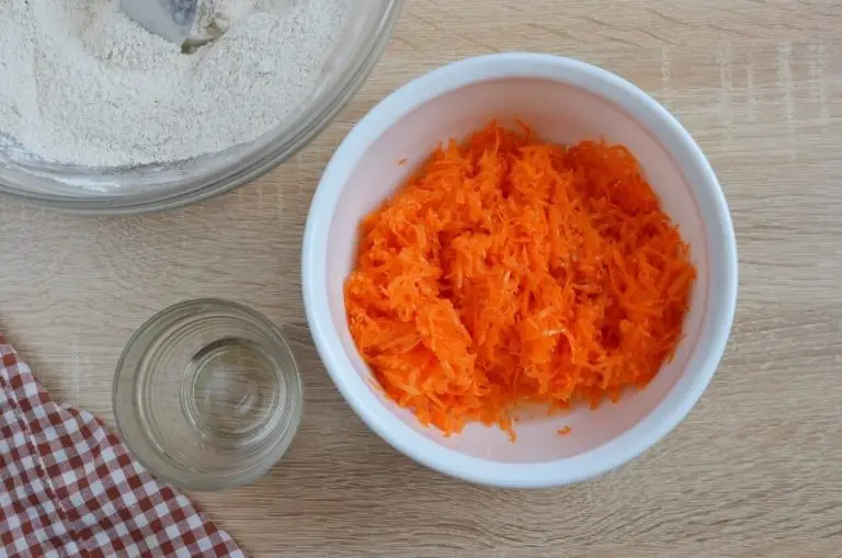Step 3 - The Best Carrot Cake Cupcakes