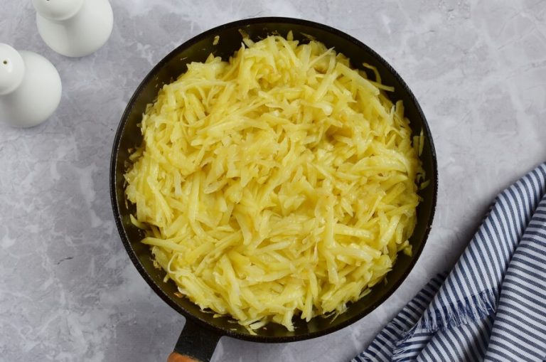 Step 5 - Breakfast Casserole with Bacon and Hash Browns