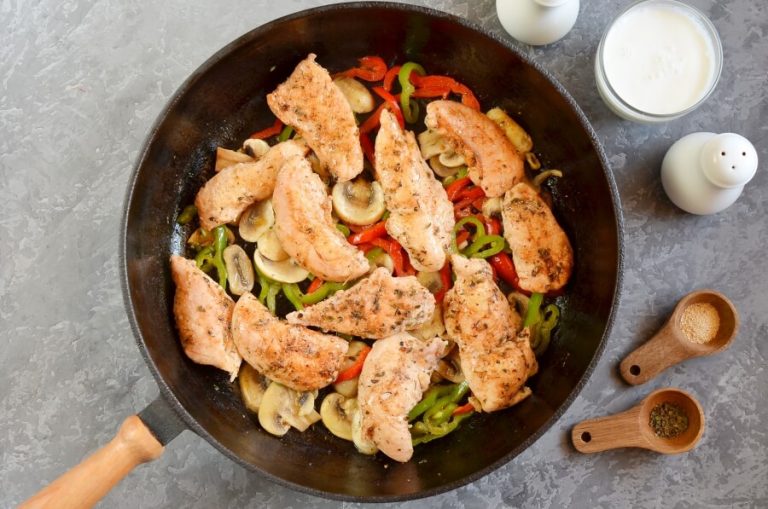 Step 5 - Cajun Chicken Pasta