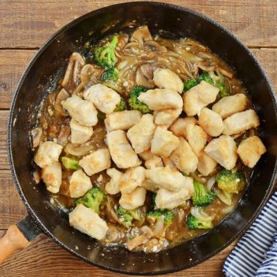 Chicken Broccoli and Mushroom Stir Fry recipe - step 6