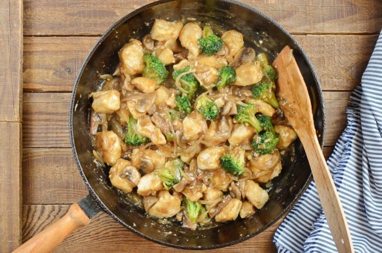 Step 6 - Chicken Broccoli and Mushroom Stir Fry