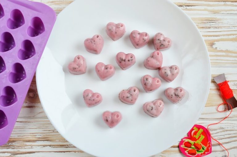 Step 5 - Chocolate-Covered Strawberry Frozen Greek Yogurt Bites