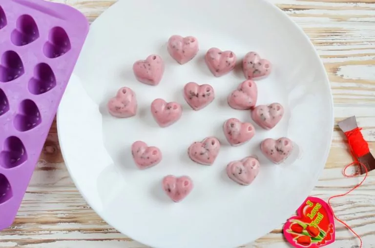 Step 5 - Chocolate-Covered Strawberry Frozen Greek Yogurt Bites