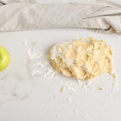 Cinnamon Swirl Topped Apple Cake recipe - step 4