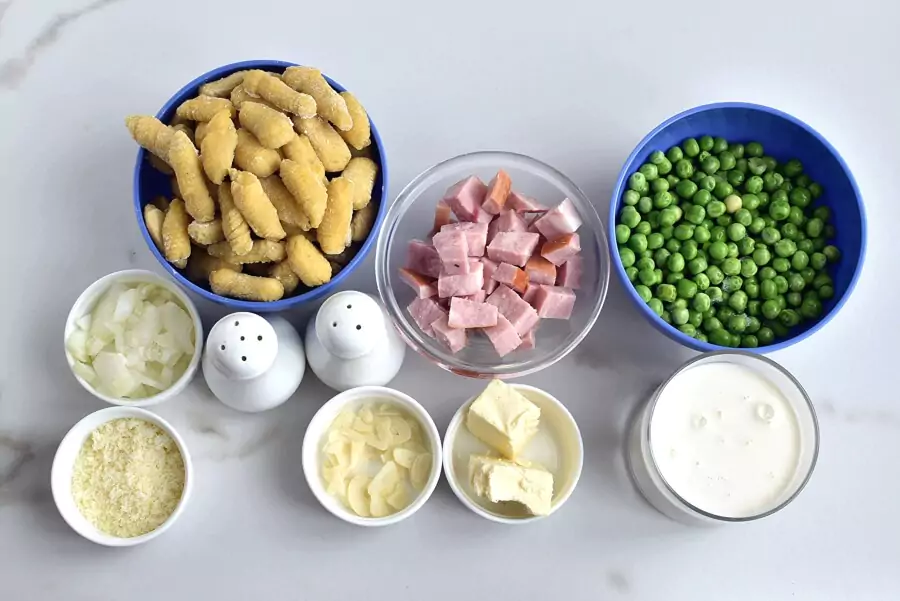 Ingredients for Creamy Baked Gnocchi with Ham and Peas