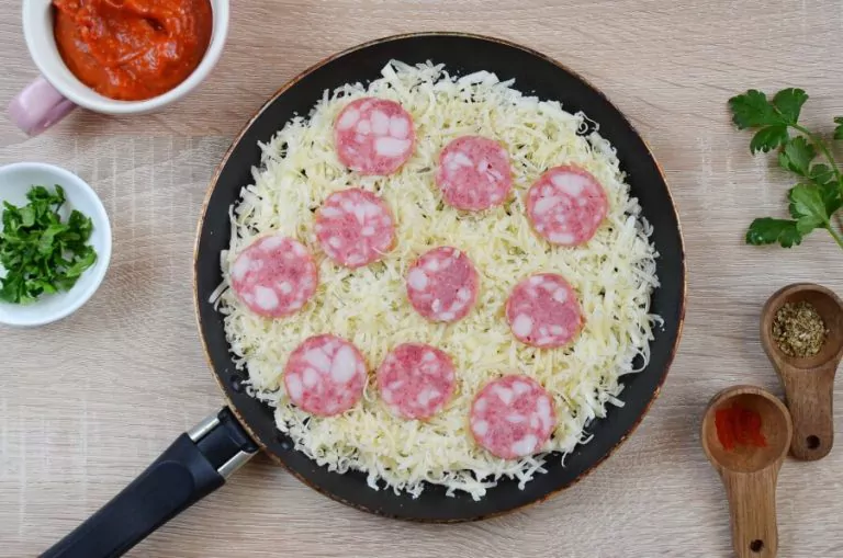 Step 1 - Crustless Pepperoni Pizza Keto