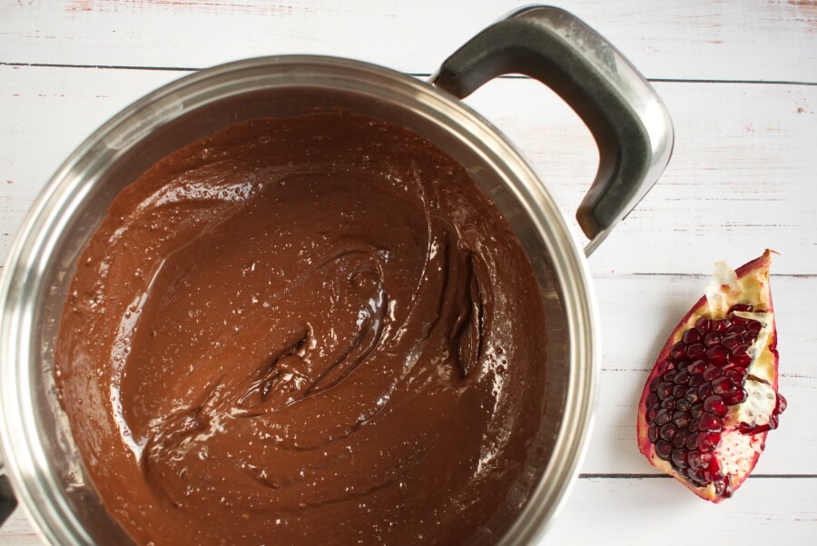Dark Chocolate Walnut Pomegranate Clusters recipe - step 1