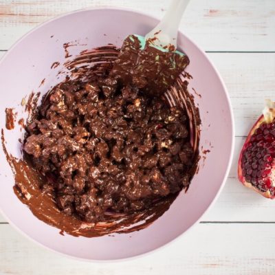 Dark Chocolate Walnut Pomegranate Clusters recipe - step 2