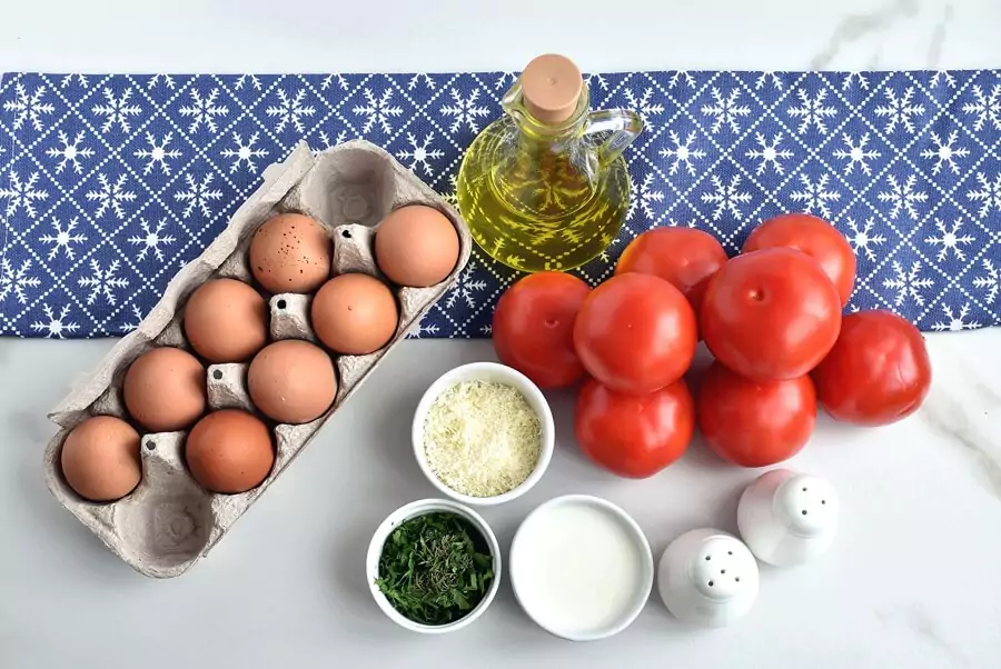 Ingredients for Low Carb Eggs Baked in Tomatoes