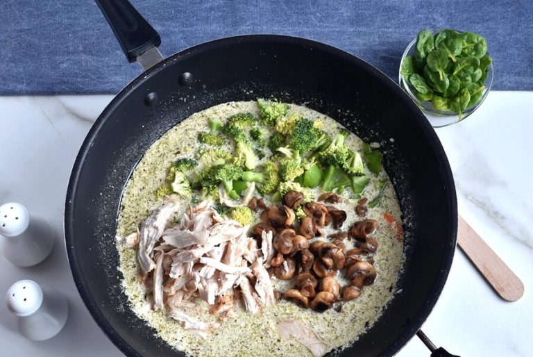 Step 3 - Everyday Thai Green Curry