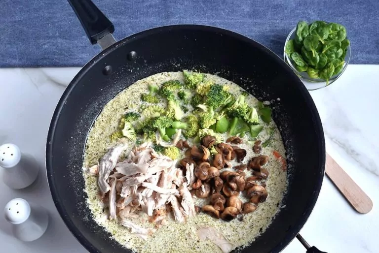 Step 3 - Everyday Thai Green Curry