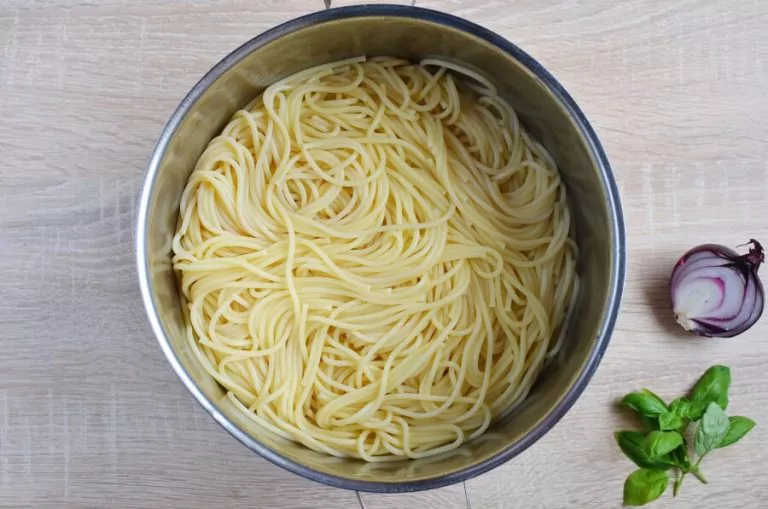Step 4 - Gazpacho Sauce Spaghetti