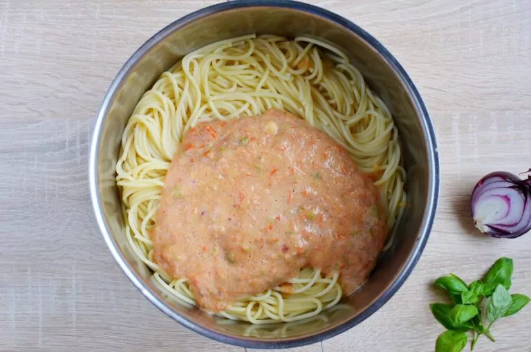 Step 5 - Gazpacho Sauce Spaghetti