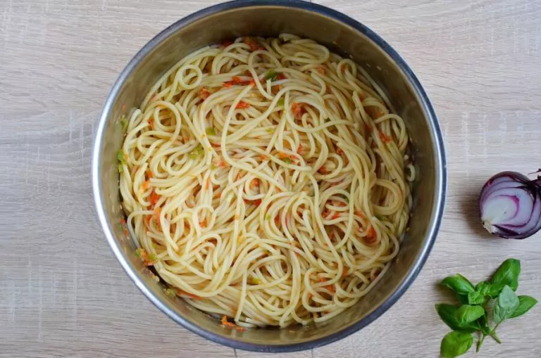 Step 5 - Gazpacho Sauce Spaghetti