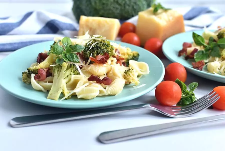 Italian Broccoli-Bacon Pasta