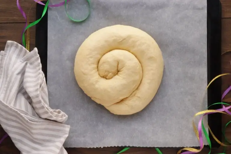 Step 11 - King Cake for Mardi Gras