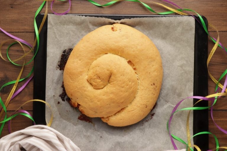 Step 12 - King Cake for Mardi Gras