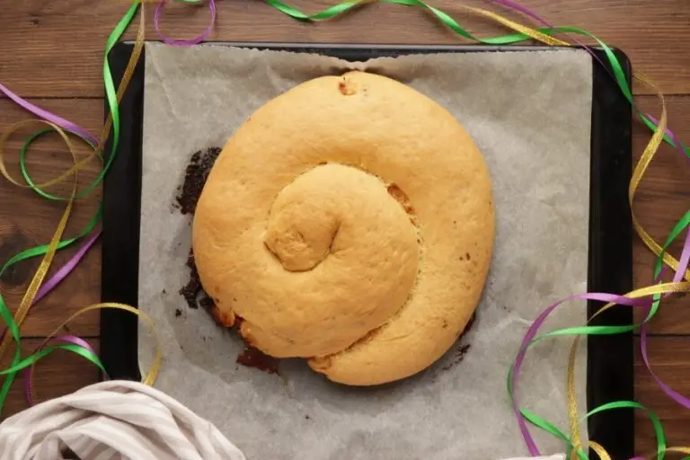 Step 12 - King Cake for Mardi Gras