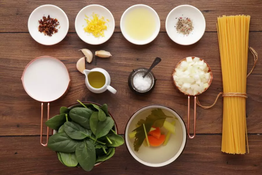 Ingredients for Vegan Lemon Spaghetti with Spinach