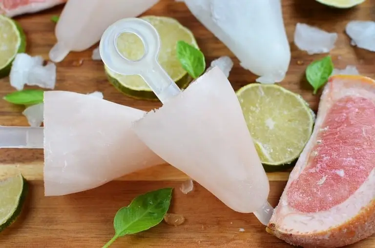 Step 8 - Lime and Grapefruit Daiquiri Pops