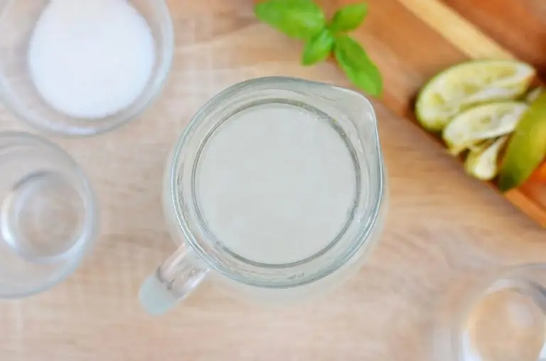 Step 1 - Lime and Grapefruit Daiquiri Pops