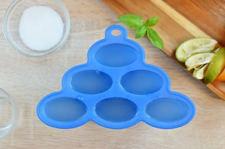 Step 2 - Lime and Grapefruit Daiquiri Pops