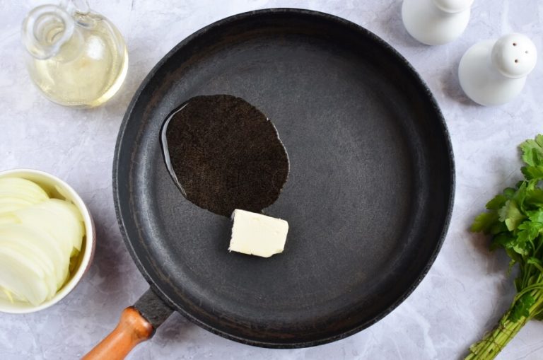 Step 1 - Mediterranean Eggs