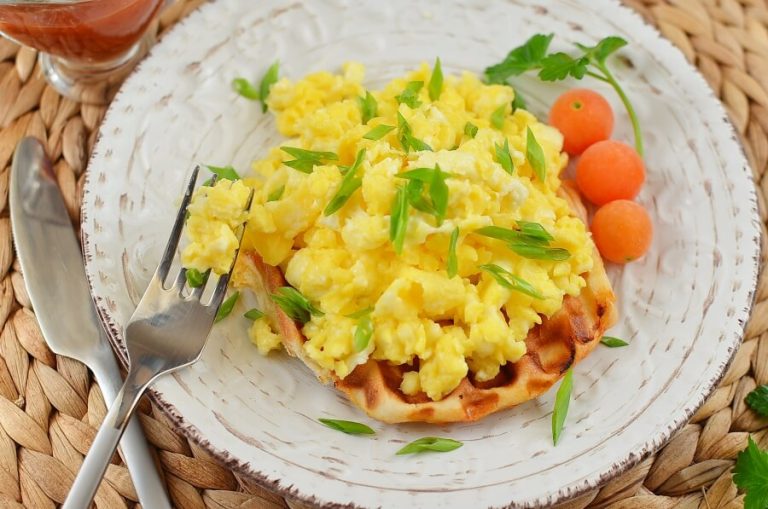 Step 6 - Scrambled Eggs With Queso Fresco