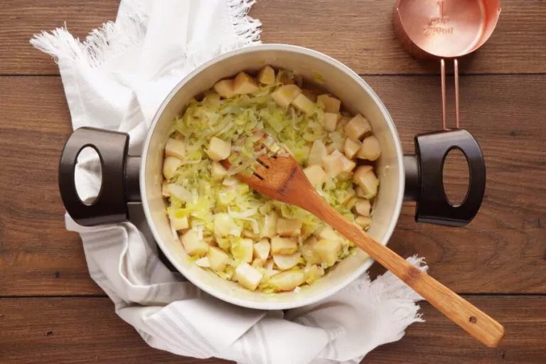 Step 2 - Cauliflower Soup with Frizzled Leeks and Capers