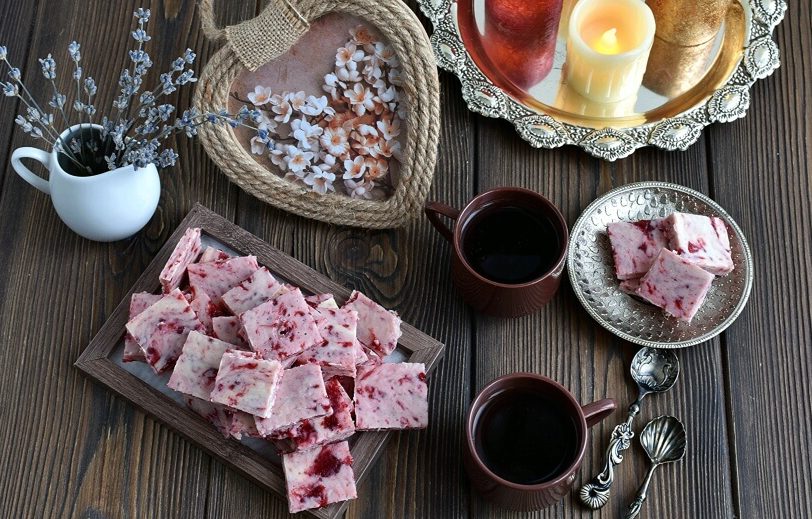 Strawberry Fudge Recipe-Homemade Strawberry Fudge - Delicious Strawberry Fudge