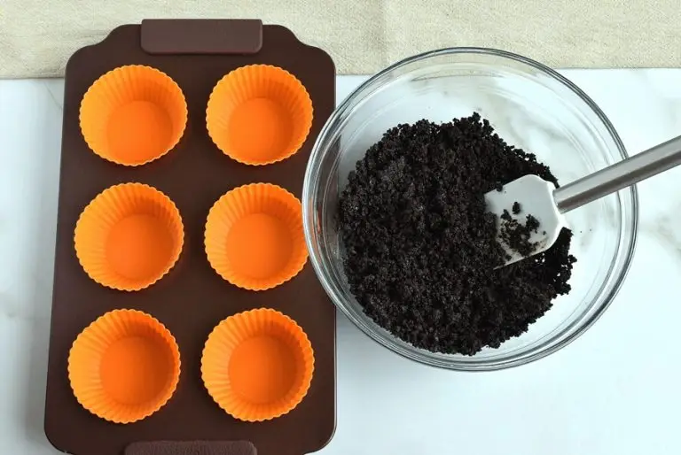 Step 3 - Triple Chocolate Mini Cheesecakes