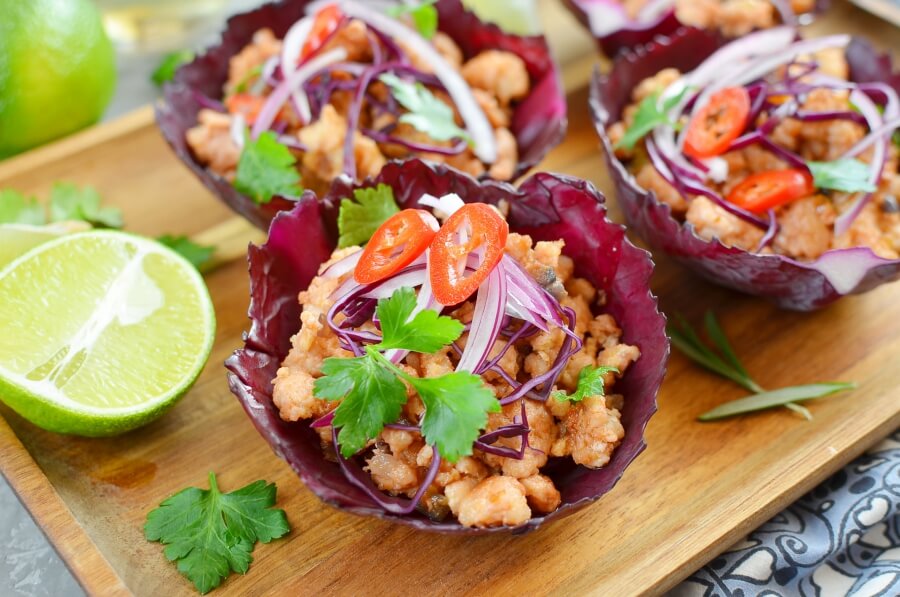 Vietnamese Chicken and Red Cabbage Cups Recipe-How To Make Vietnamese Chicken and Red Cabbage Cups-Delicious Vietnamese Chicken and Red Cabbage Cups