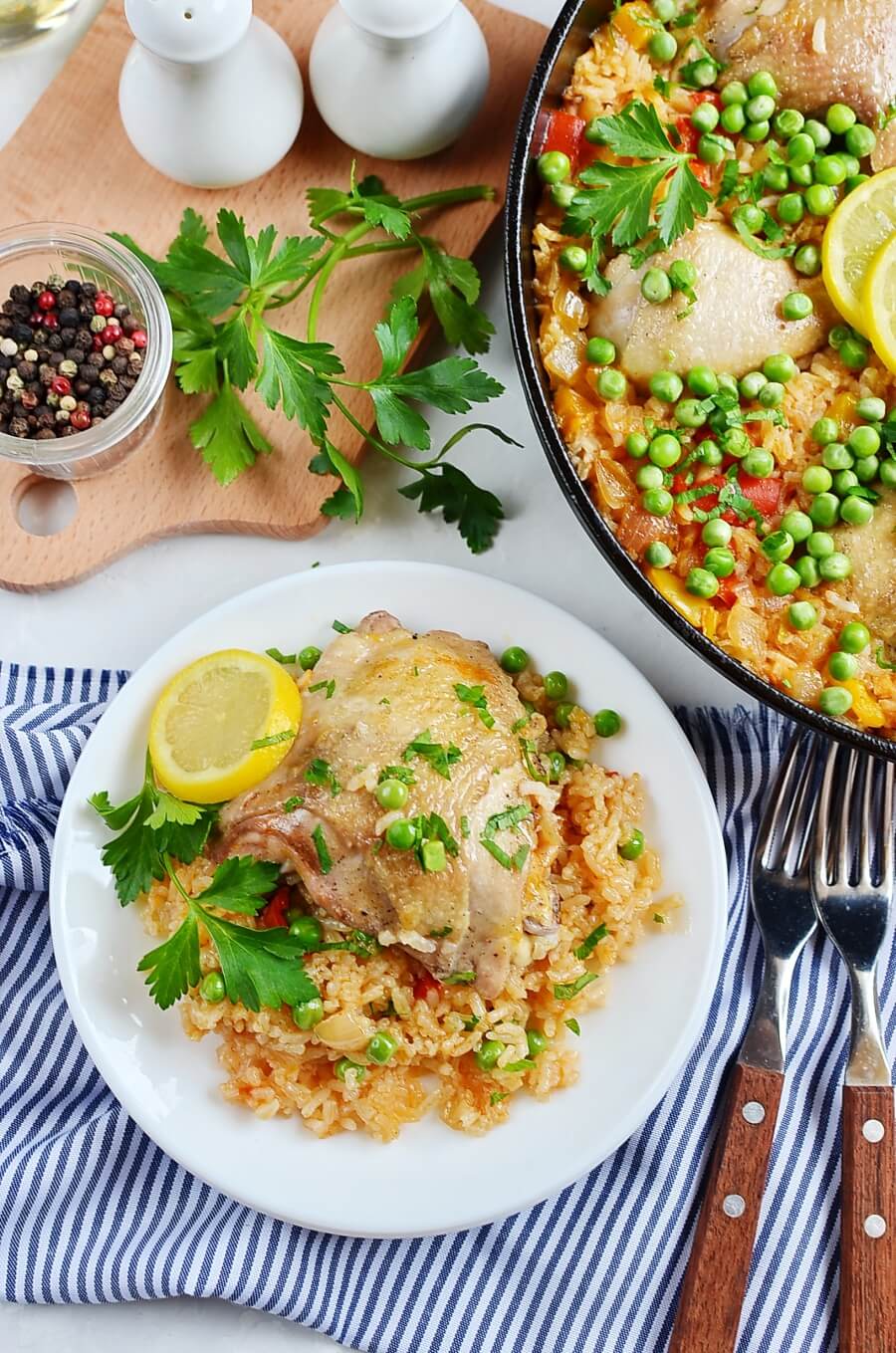 One Pan Green Chicken and Rice (Arroz con Pollo Verde)