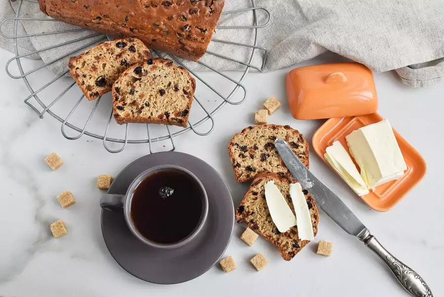 Bara Brith (Welsh Tea Bread)