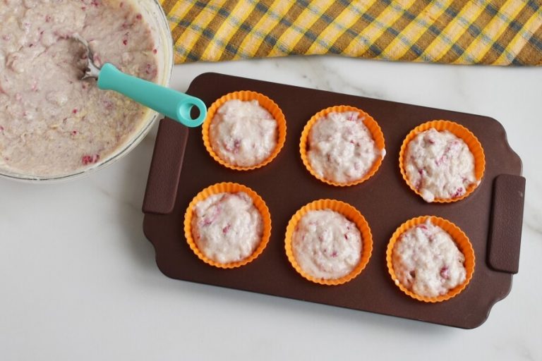 Step 5 - Berry Cream Muffins