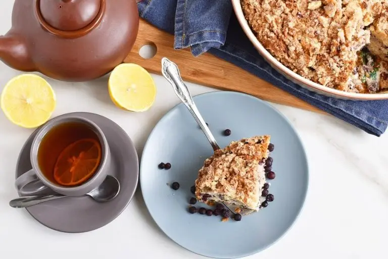 How to serve Blueberry Queso Fresco Crumble Cake