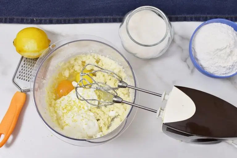 Blueberry Queso Fresco Crumble Cake recipe - step 3