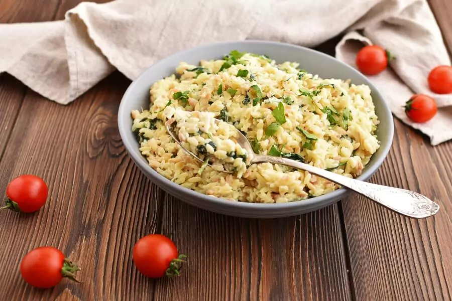 How to serve Creamy Roasted Garlic & Spinach Orzo